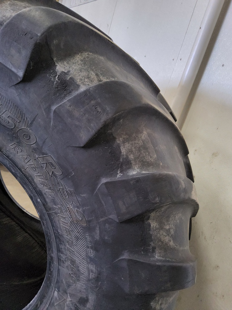 1050/50R32 Michelin MegaXBib T2 R-1W 172D 75%