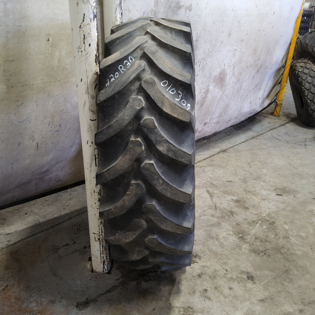 420/90R30 Firestone Radial All Traction FWD R-1 142B 50%