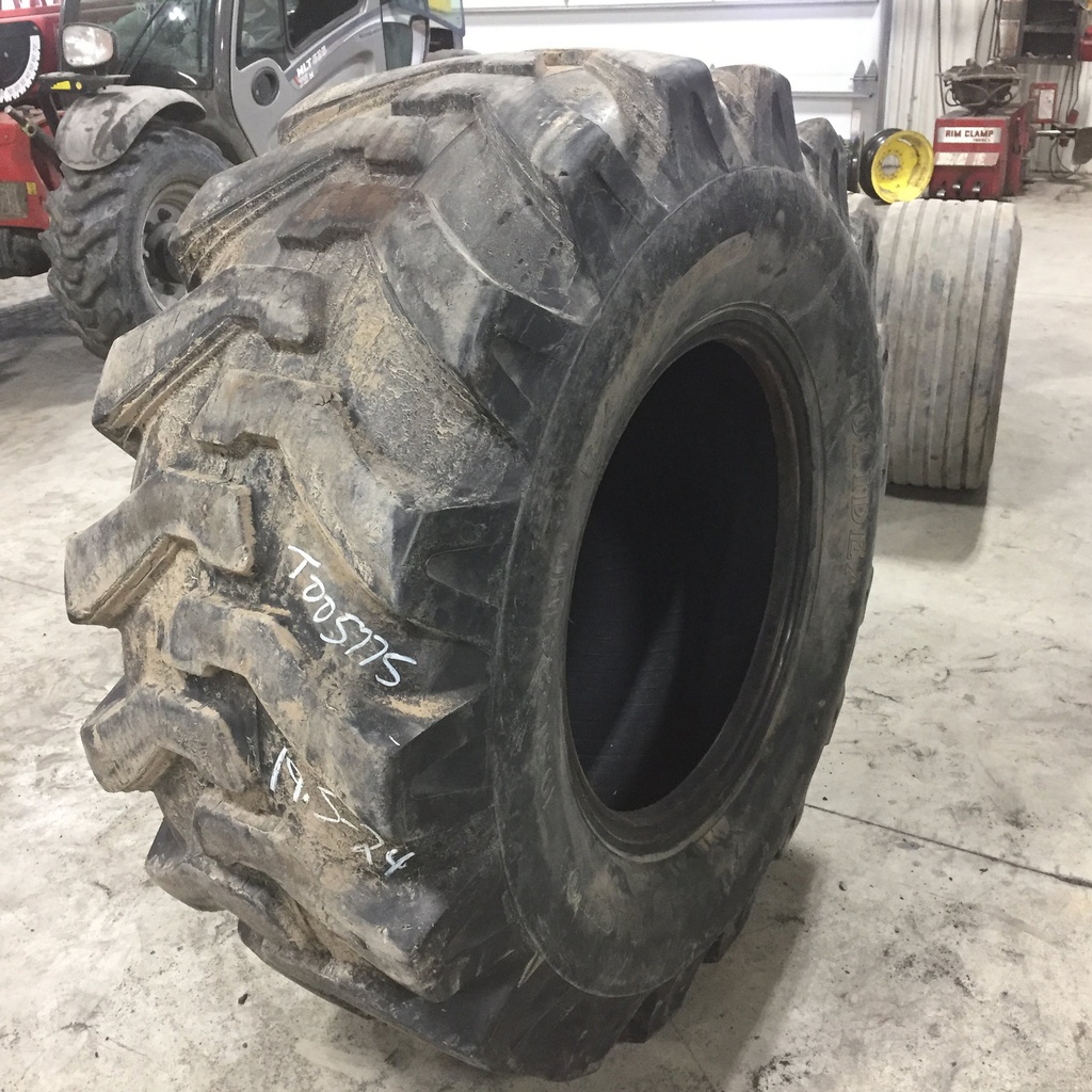 19.5/L-24 Solideal Backhoe Super Lug R-4, E (10 Ply) 65%