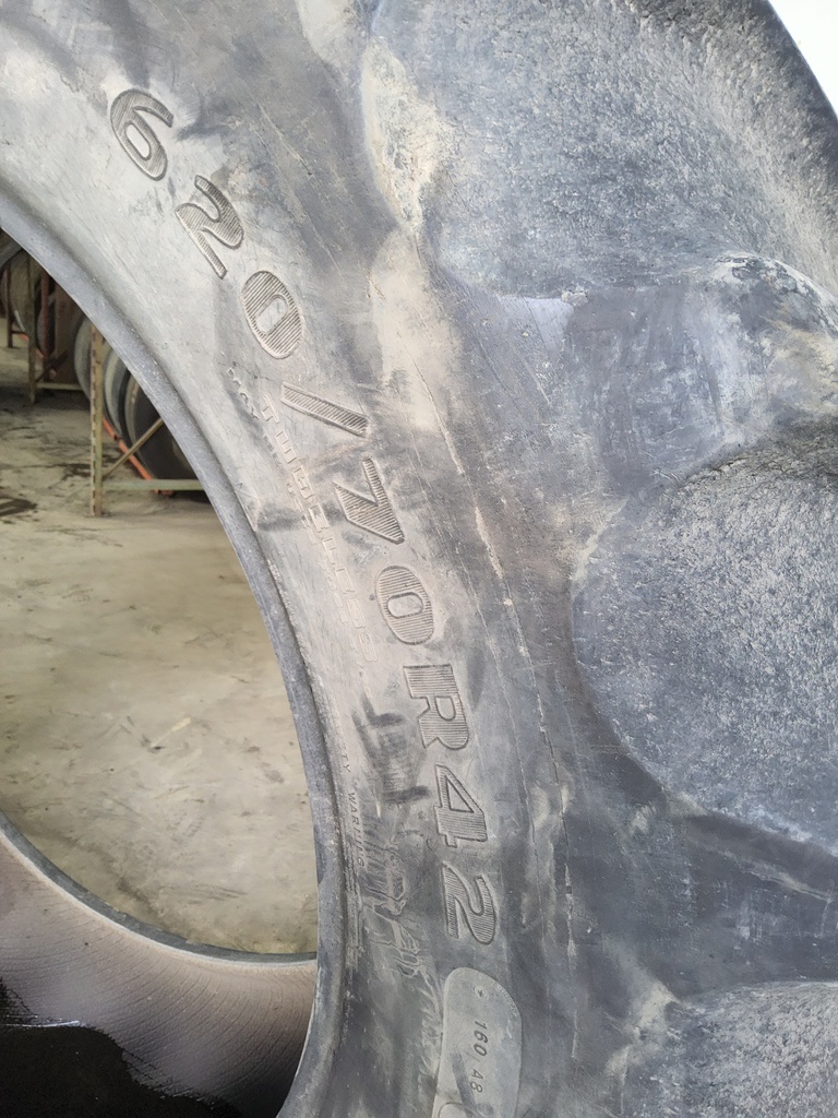 620/70R42 Goodyear Farm DT820 Super Traction R-1W 160B 65%