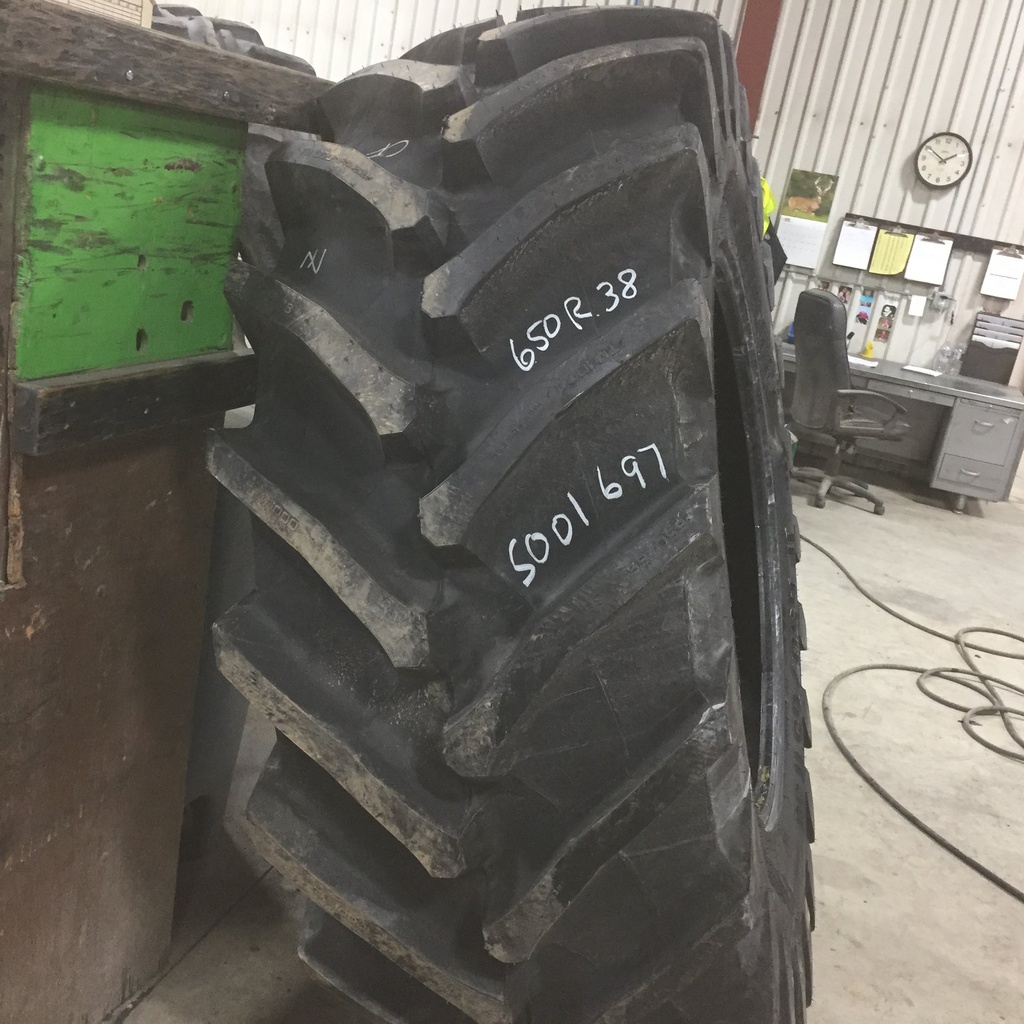 IF 650/65R38 Trelleborg TM1000 High Power R-1W 169 D 99%