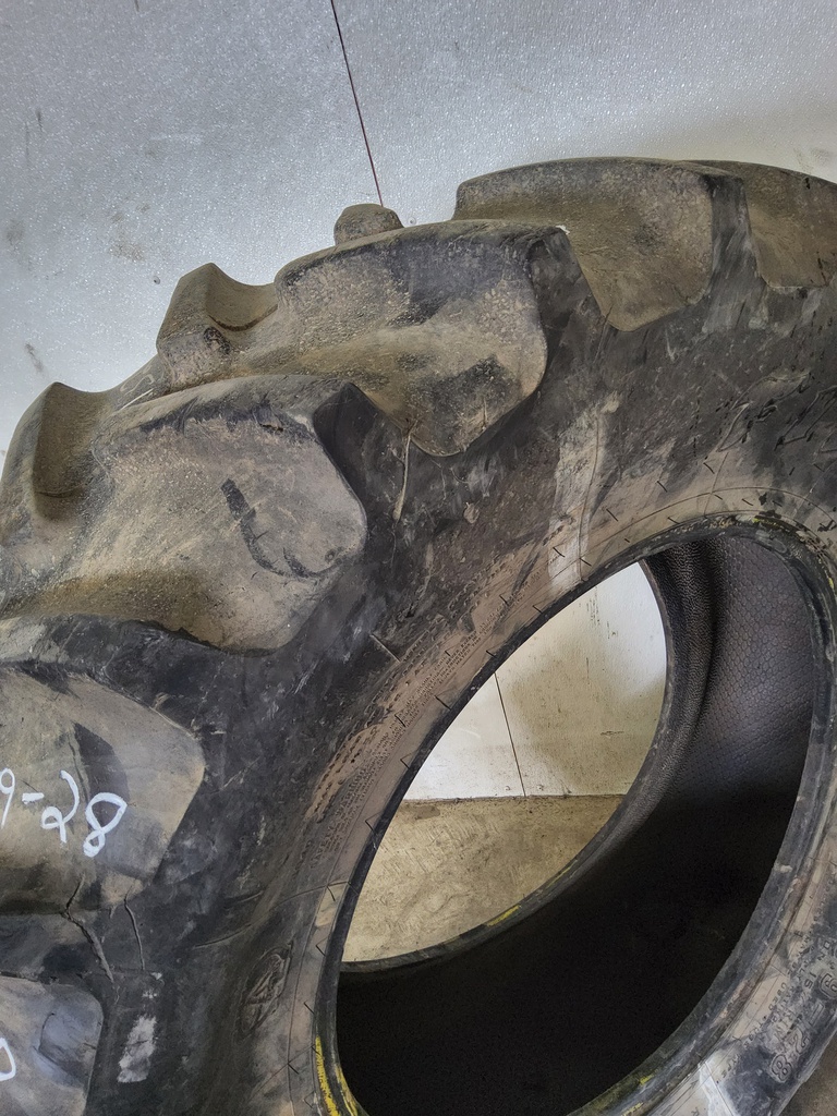 16.9/-28 Firestone Super All Traction II 23 R-1 A8, C (6 Ply) 75%