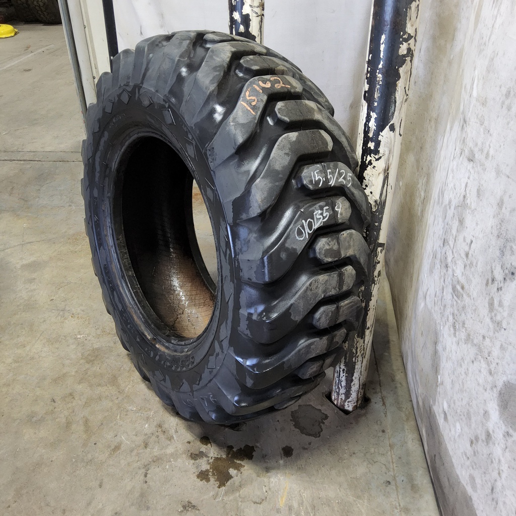 15.5/-25 Goodyear Farm SGL D/L-2A E-2/G-2/L-2 , F (12 Ply) 90%