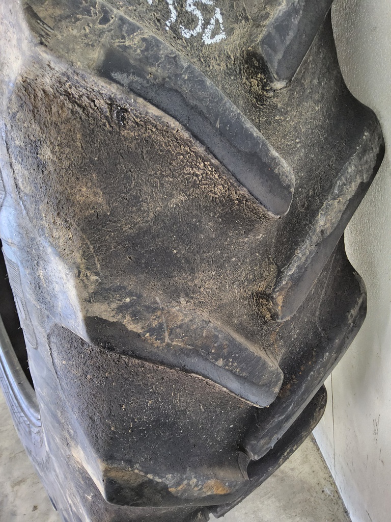 480/80R50 Goodyear Farm DT800 Super Traction R-1W 159B 55%