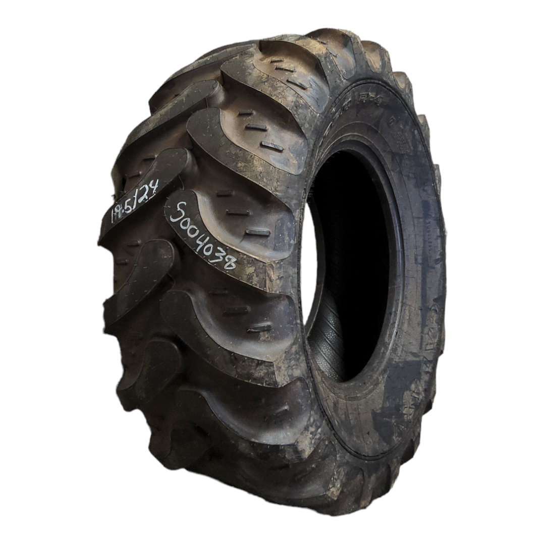 Used19.5/L24 Galaxy Ez Rider R4 Agricultural Tires for Sales NTS Tire Supply New & Used