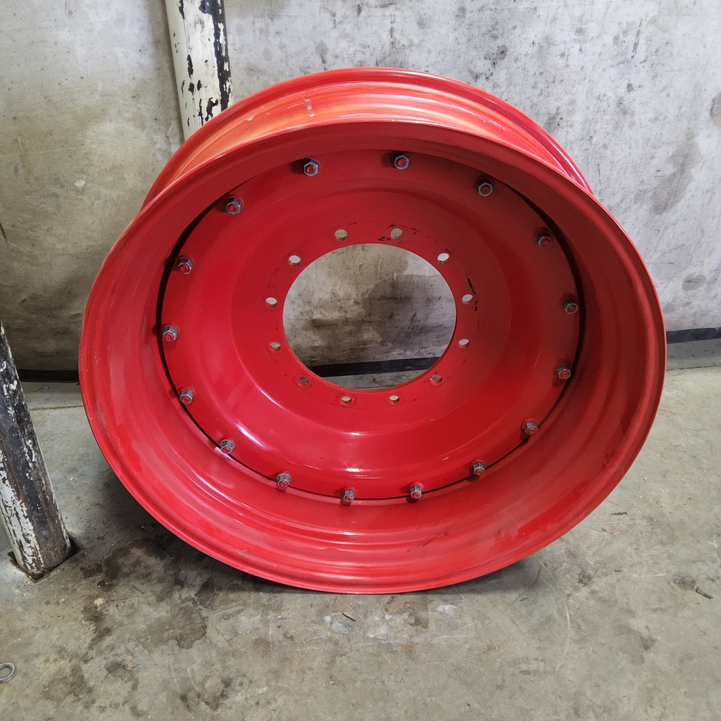 11"W x 38"D, Fendt/Agco Red 16-Hole Stub Disc