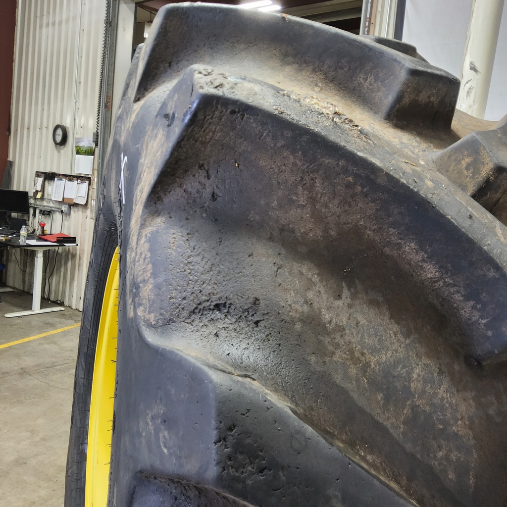 900/65R32 Goodyear Farm Special Sure Grip Radial TD8 R-2 172A8 80%