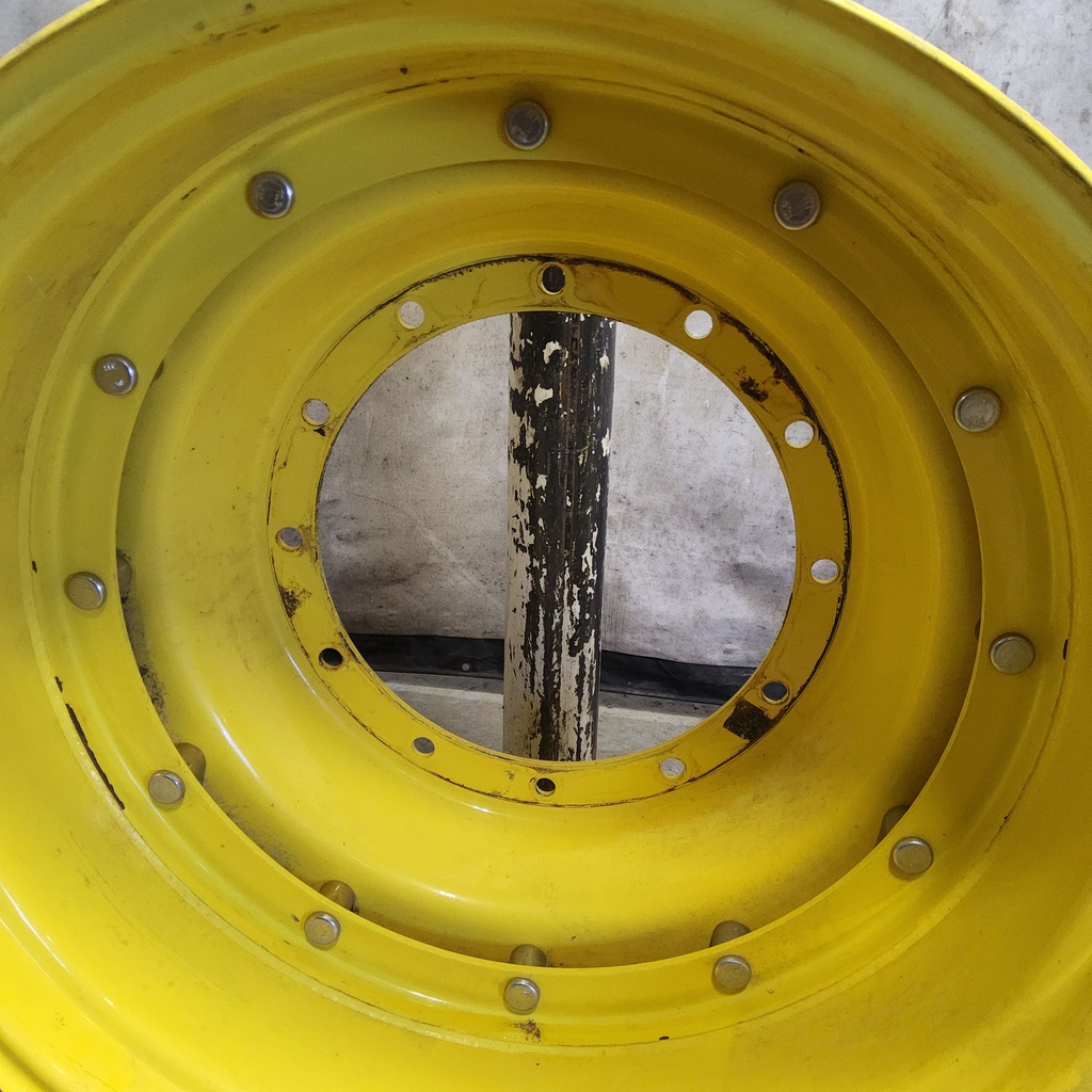 12-Hole Stub Disc Center for 34" Rim, John Deere Yellow