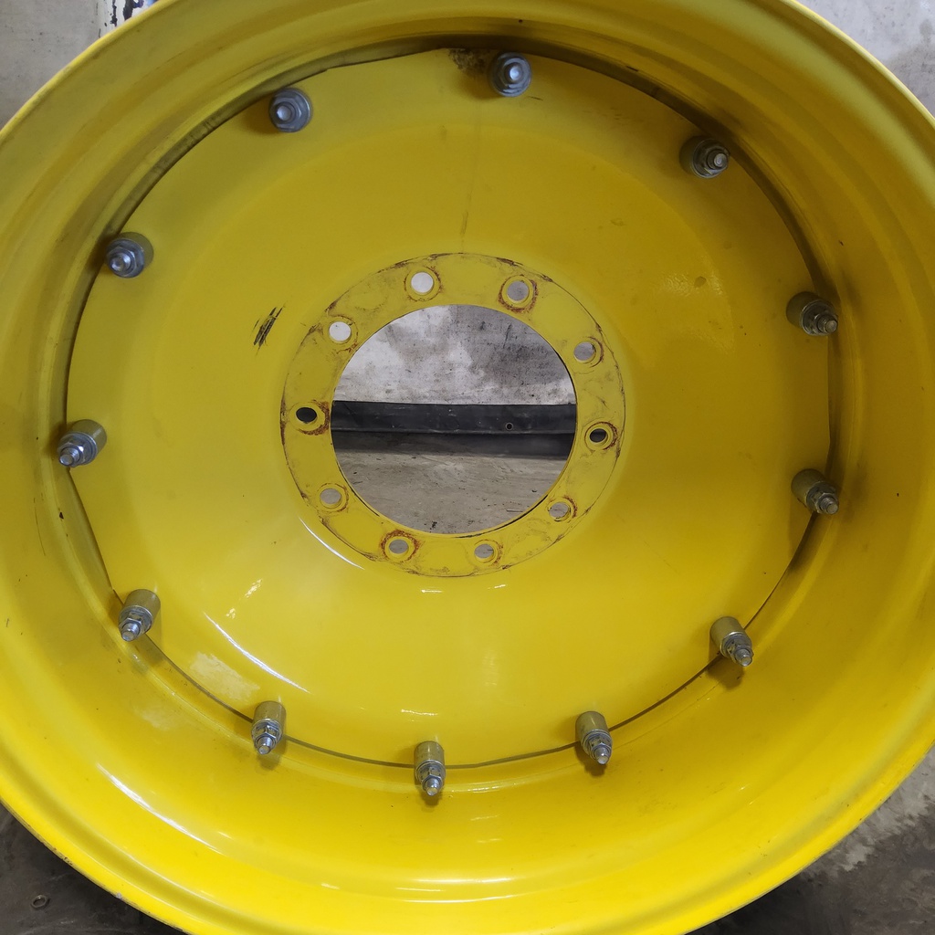 10-Hole Stub Disc Center for 34" Rim, John Deere Yellow