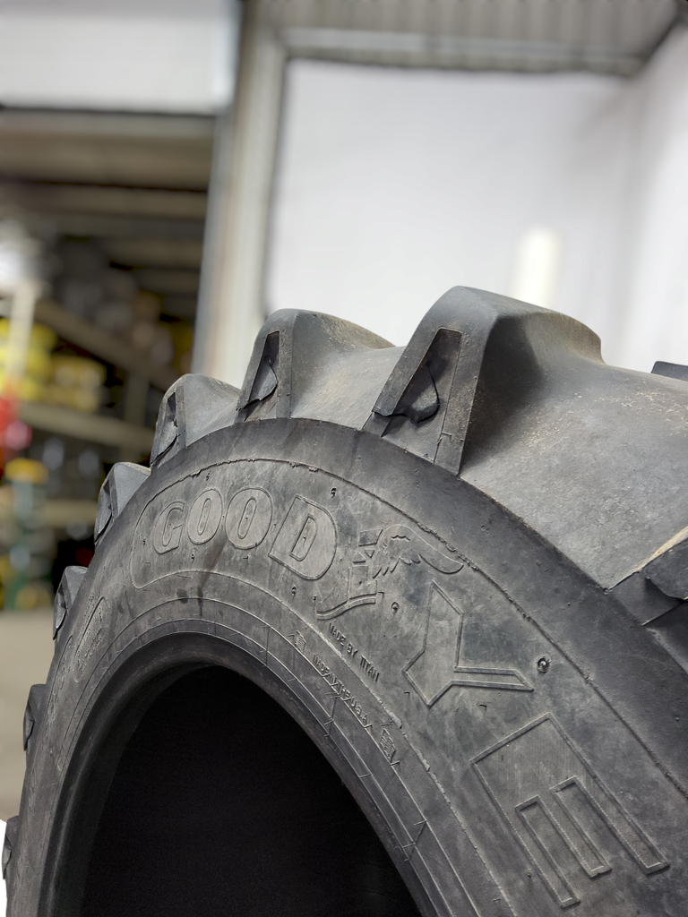 LSW 1100/45R46 Goodyear Farm DT930 R-1W 181D 45%