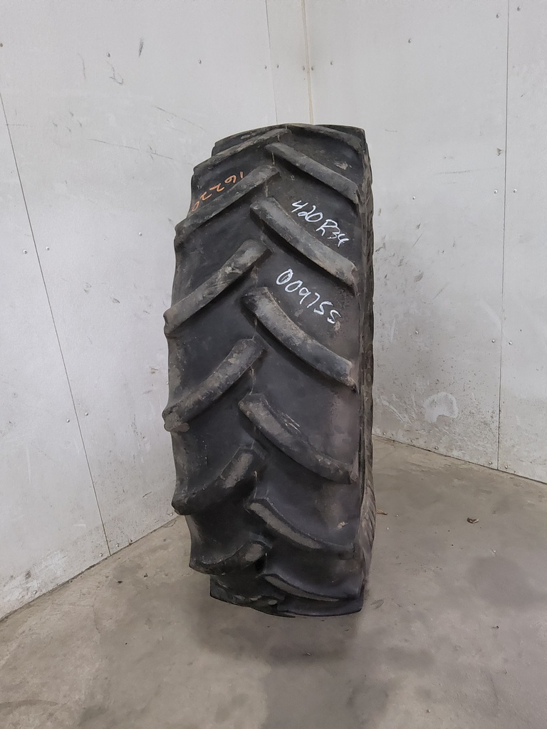 420/85R34 Continental AC85 Contract R-1W 142A8 60%
