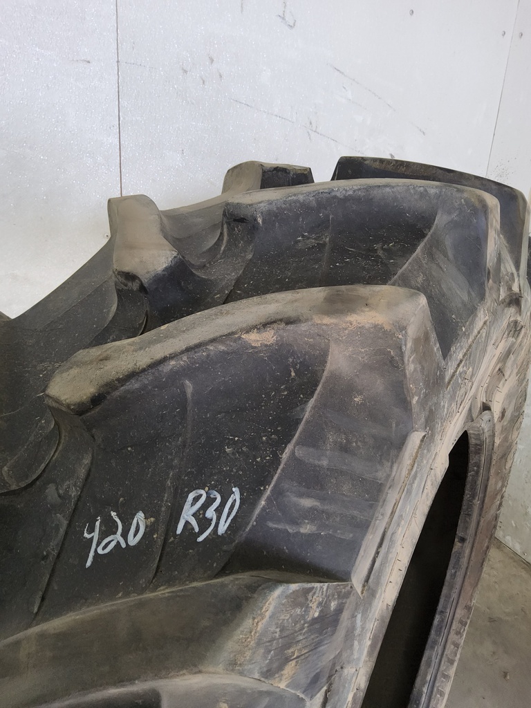 420/85R30 Trelleborg TM600 R-1W 140A8 85%
