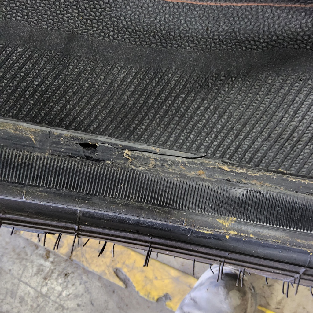 620/70R42 Goodyear Farm DT812 Optitrac R-1W 166B 99%