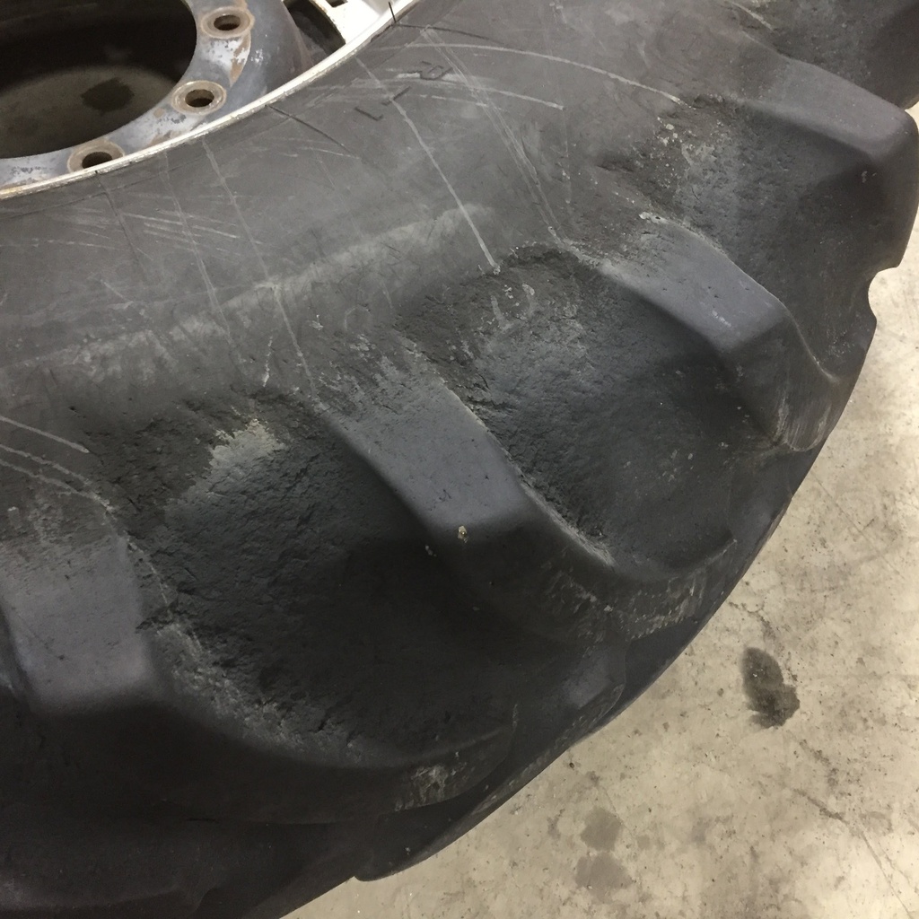 420/90R30 Firestone Radial All Traction FWD R-1 on Case IH Silver Mist/Black 10-Hole Waffle Wheel (Groups of 2 bolts) 50%