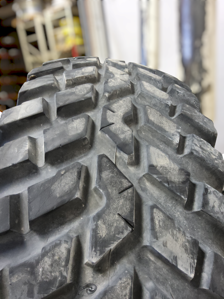 480/80R34 Nokian TRI 2 R-1 159D 65%