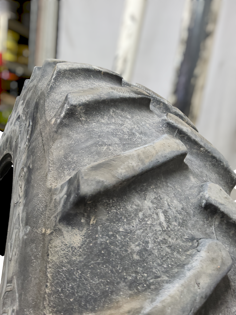 18.4/R42 Firestone Radial 23 R-1 153B 65%