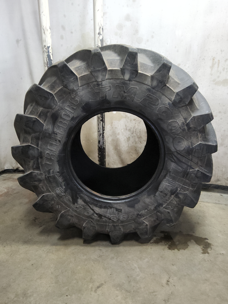 900/60R32 Trelleborg TM2000 R-1W 176A8