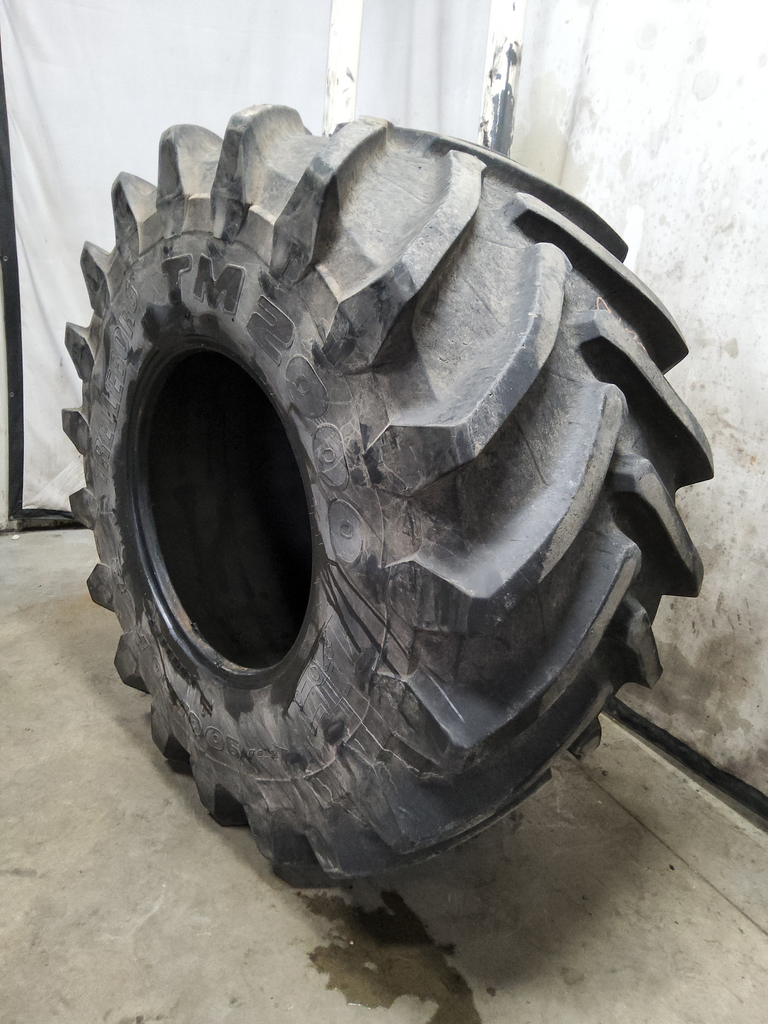 900/60R32 Trelleborg TM2000 R-1W 176A8