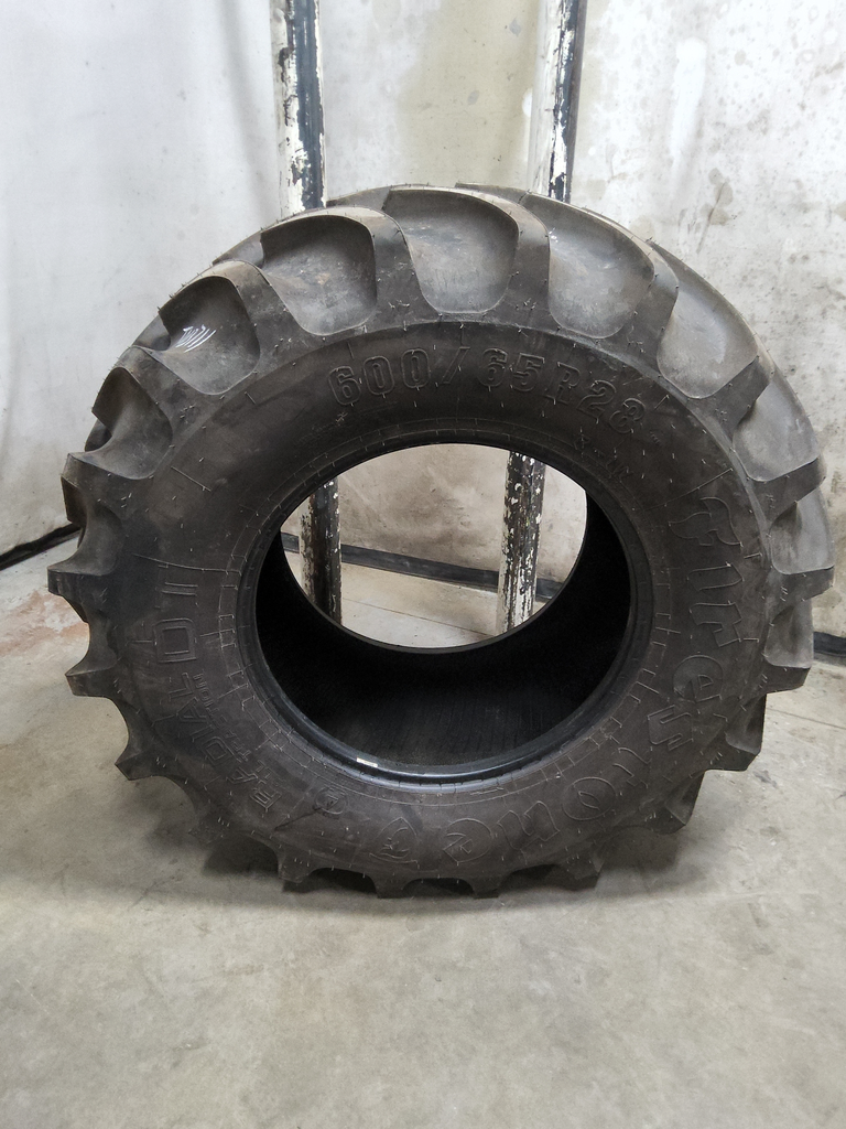 600/65R28 Firestone Radial All Traction DT R-1W 154B 99%