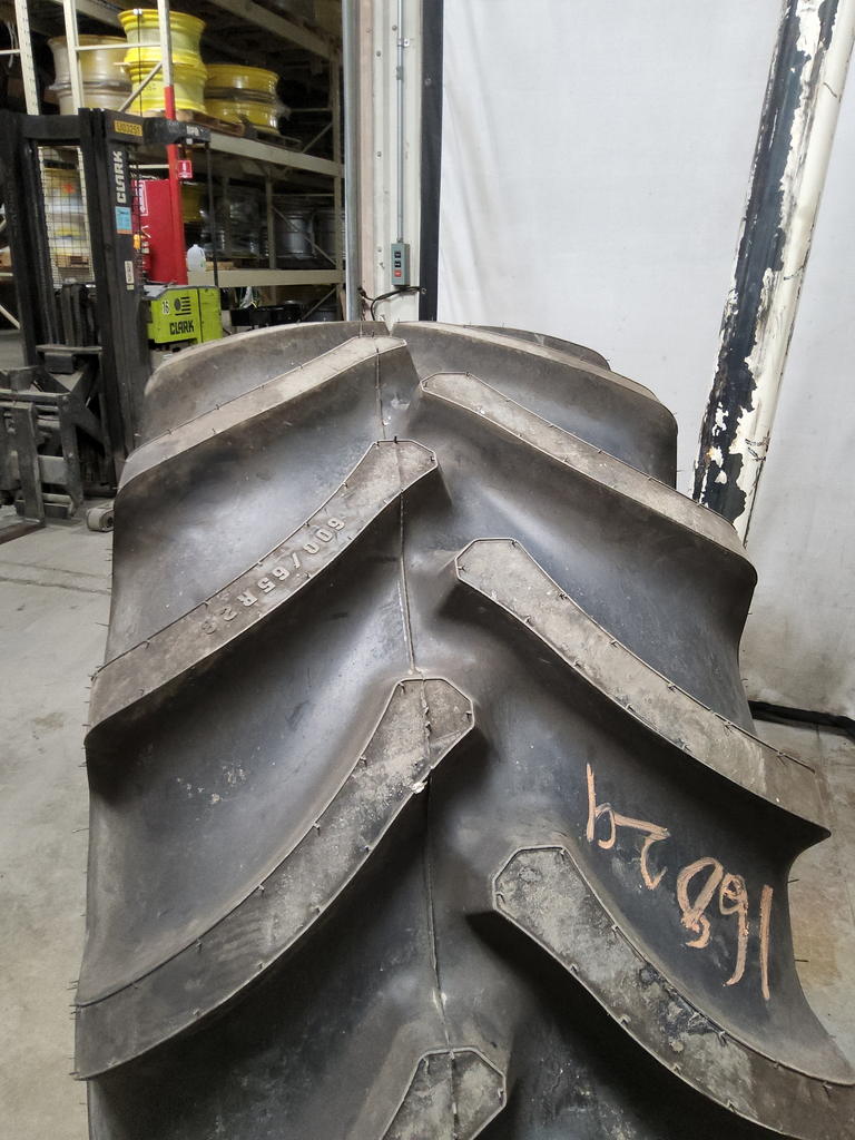600/65R28 Firestone Radial All Traction DT R-1W 154B 99%