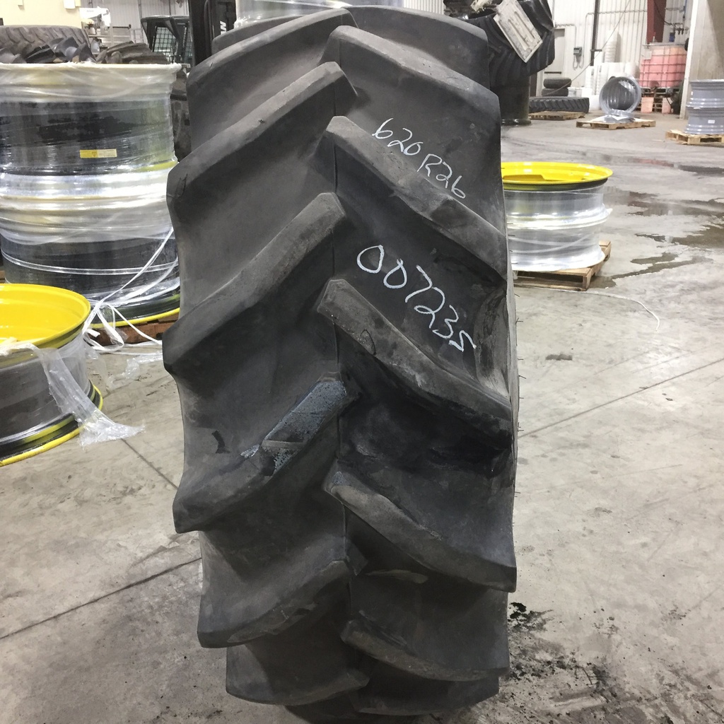 620/75R26 Goodyear Farm DT820 Super Traction R-1W 166 B 90%