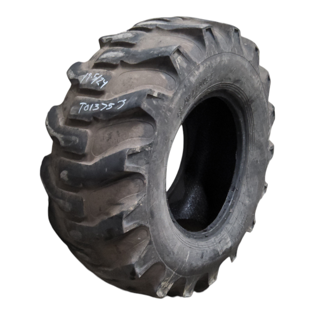 19.5/L-24 Alliance 533 Ind Rear Backhoe R-4 , F (12 Ply) 40%