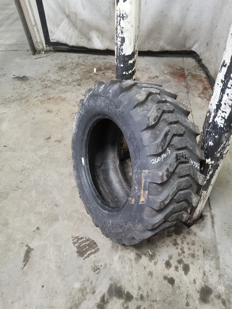 260/70D16.5 Titan Farm Trac Loader SS R-4 110A8 90%