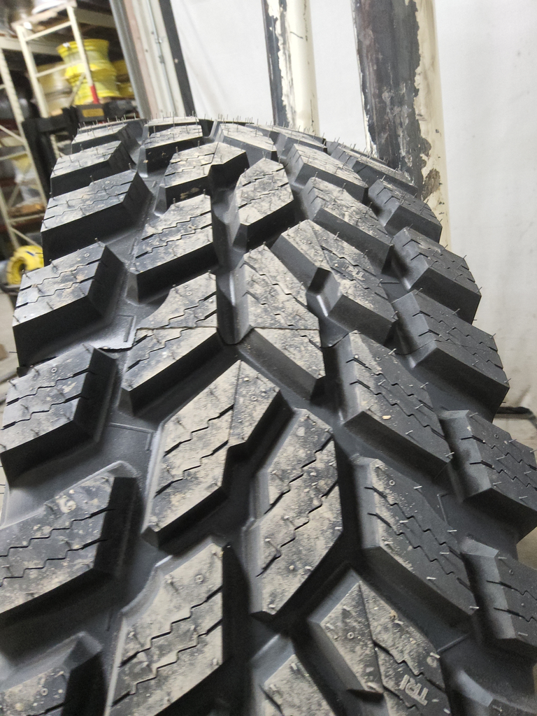 480/80R34 Nokian Hakkapeliitta TRI R-1 159D 99%