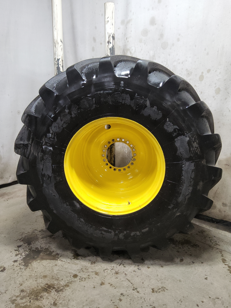 VF 900/60R32 Firestone Maxi Traction CFO R-1W 193B 85%
