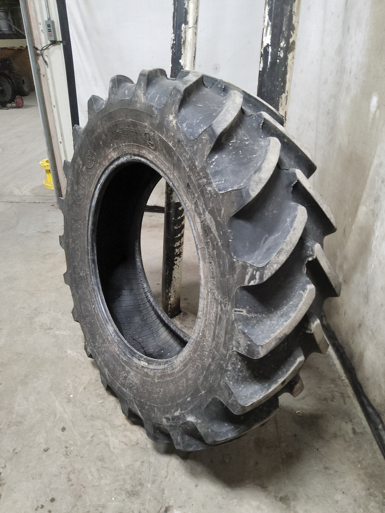 380/85R30 Firestone Performer 85 R-1W 135D 90%