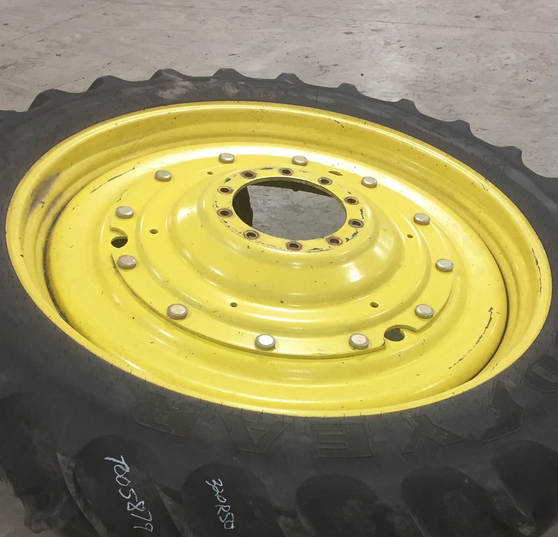 Used 38" 54" Stub Disc Wheel Centers for Sales NTS Tire Supply New & Used Farm Tire Supply