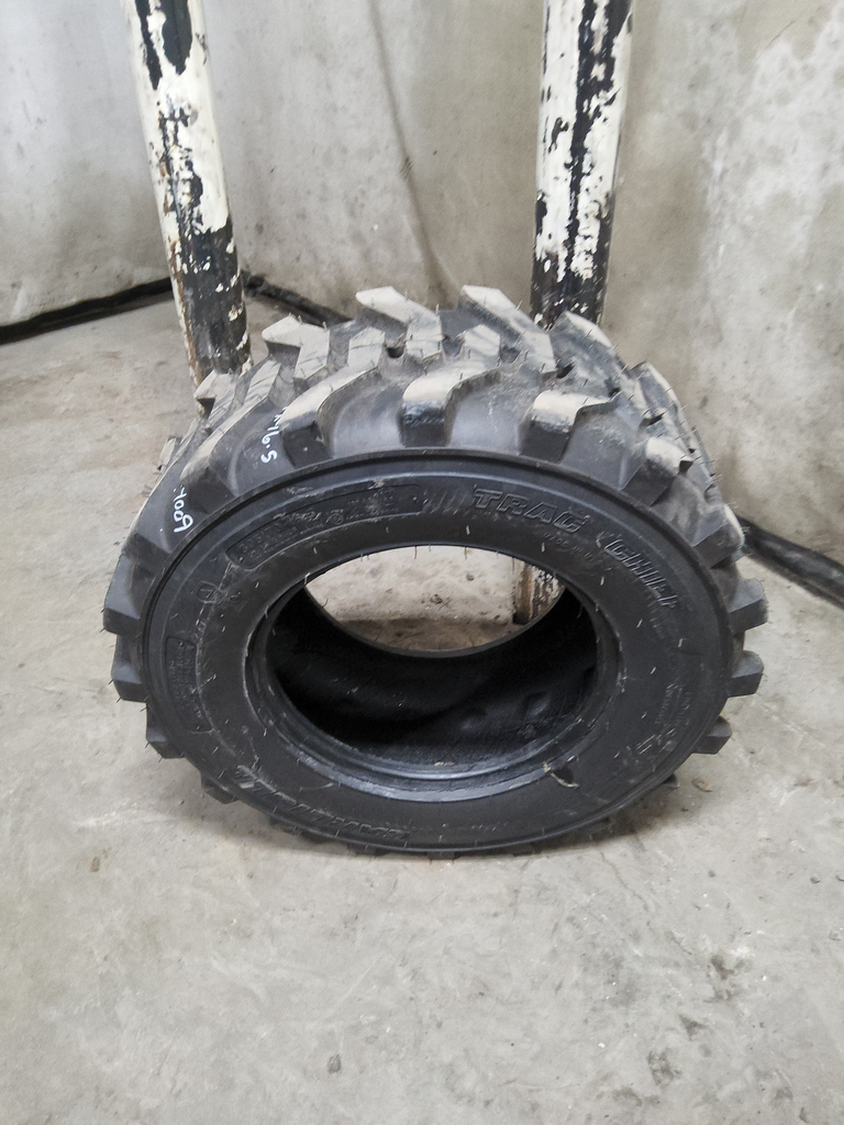 12/-16.5 Carlisle Trac Chief R-4 , C (6 Ply) 99%