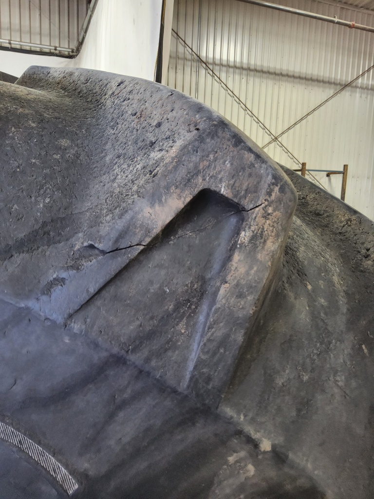 800/70R38 Goodyear Farm DT924 Radial R-1W 173B 60%