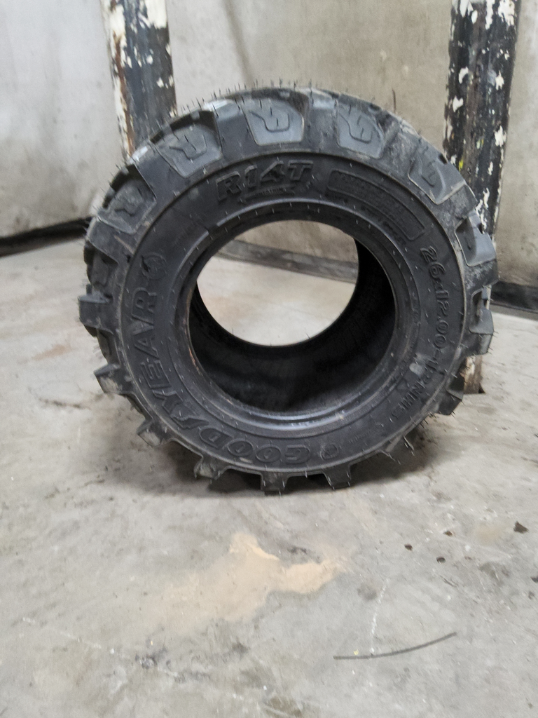 26/12.00-12 Goodyear Farm R14T R-14 107A8, C (6 Ply) 99%