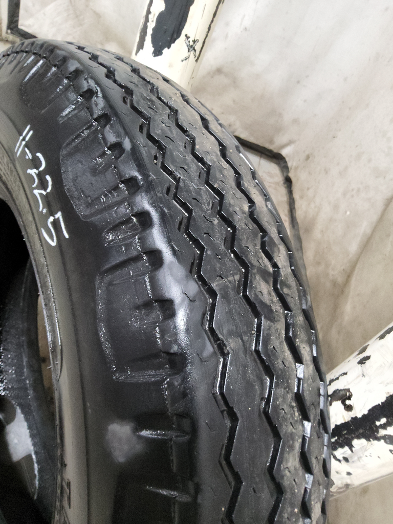 11/-22.5 Firestone Transport RIB TR , F (12 Ply)