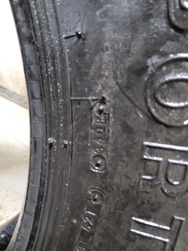 11/-22.5 Firestone Transport RIB TR , F (12 Ply)