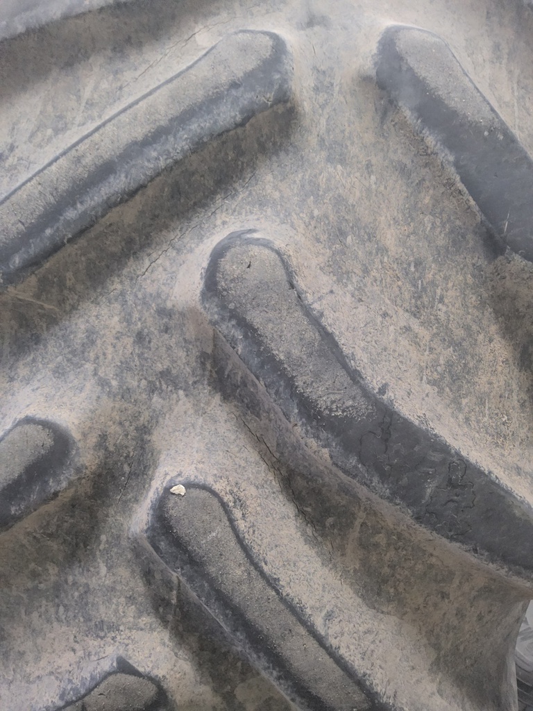 650/75R32 Goodyear Farm Dyna Torque Radial R-1 172B 45%