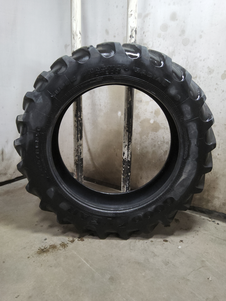 480/80R50 Goodyear Farm DT800 Super Traction R-1W 159B 80%