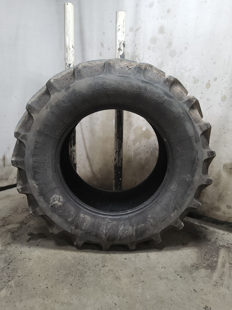 710/70R42 Firestone Radial All Traction DT R-1W 168B