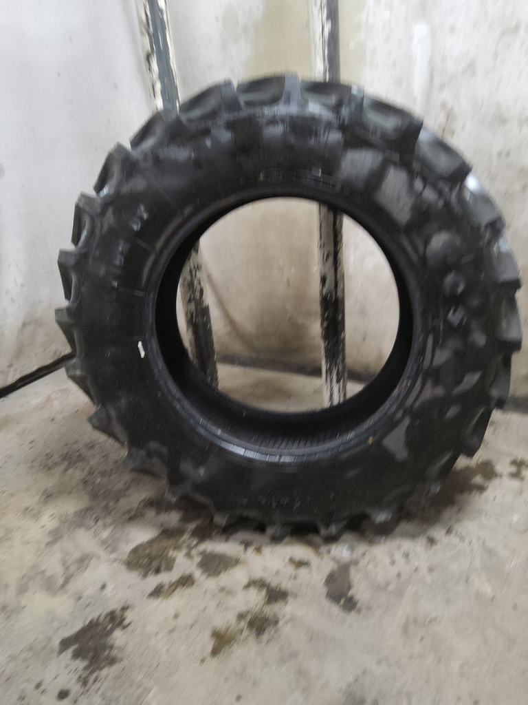 420/85R34 Firestone Radial All Traction DT R-1W 147B 99%