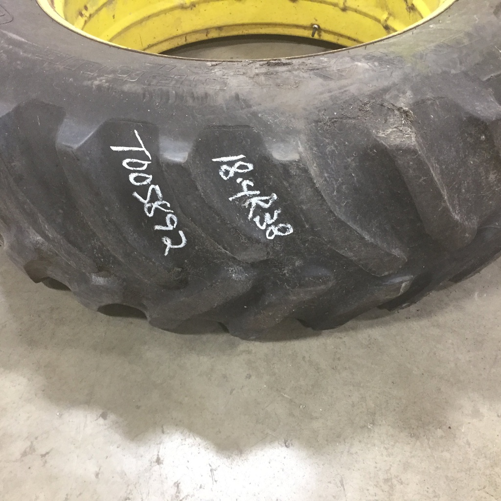 480/80R38 Goodyear Farm Dyna Torque Radial R-1 on John Deere Yellow 0-Hole Double Bevel Ag 40%