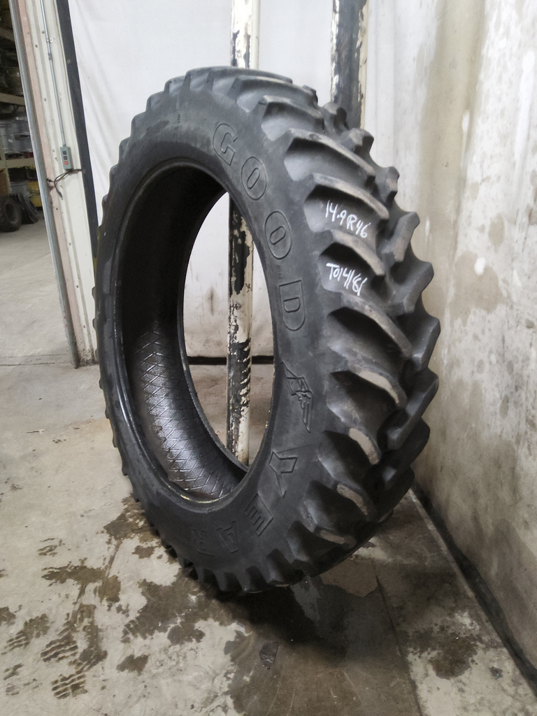 14.9/R46 Goodyear Farm Dyna Torque Radial R-1 142A8 75%
