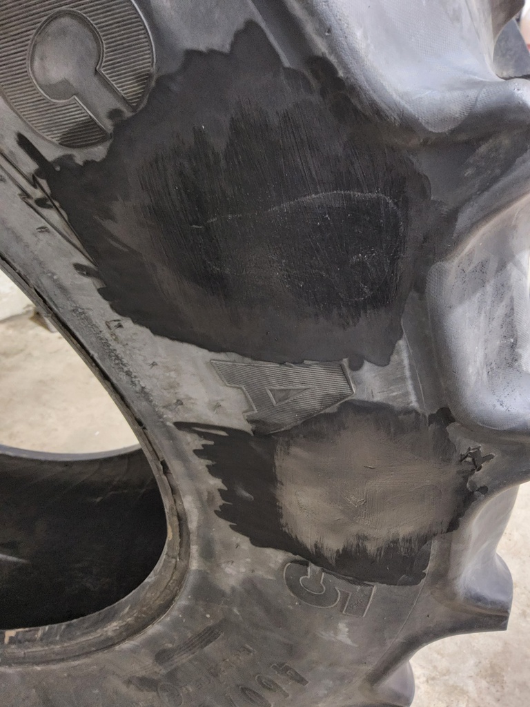 460/85R30 Continental AC85 Contract R-1W 142B 50%