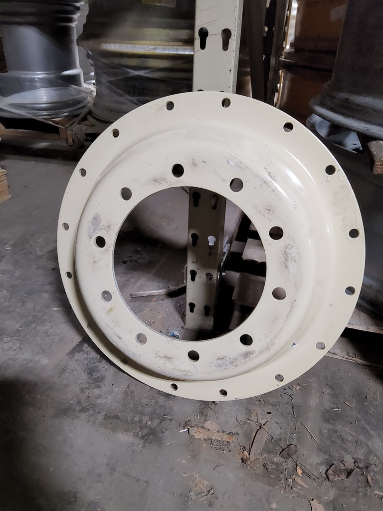 10-Hole Stub Disc Center for 26" Rim, Off White