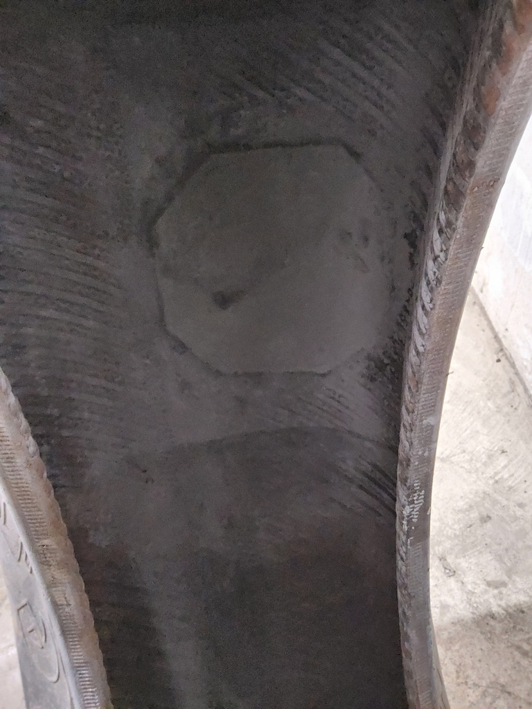 16.9/-38 Firestone Super All Traction 23 R-1 , C (6 Ply)