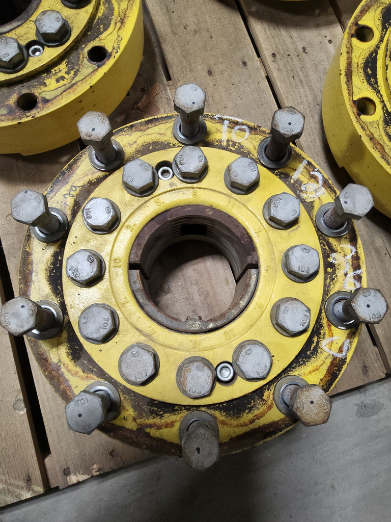 10-Hole Wedg-Lok OE Style, 4.725" (120.015mm) axle, John Deere Yellow