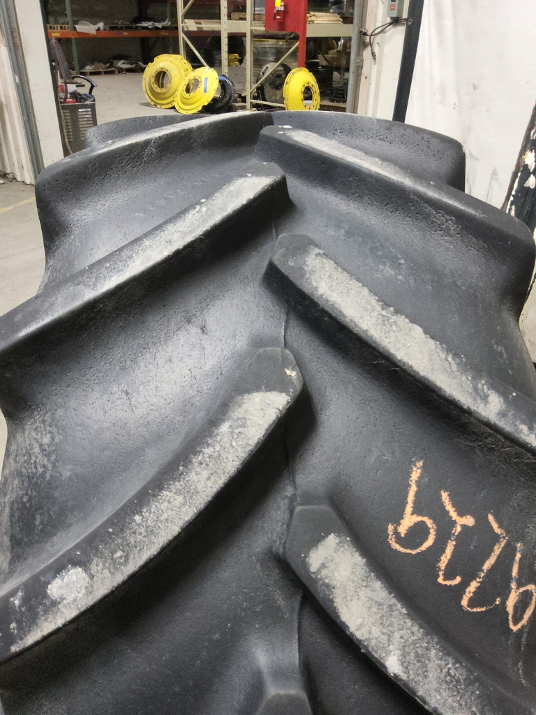 480/70R24 Goodyear Farm DT812 Optitrac R-1W 138B