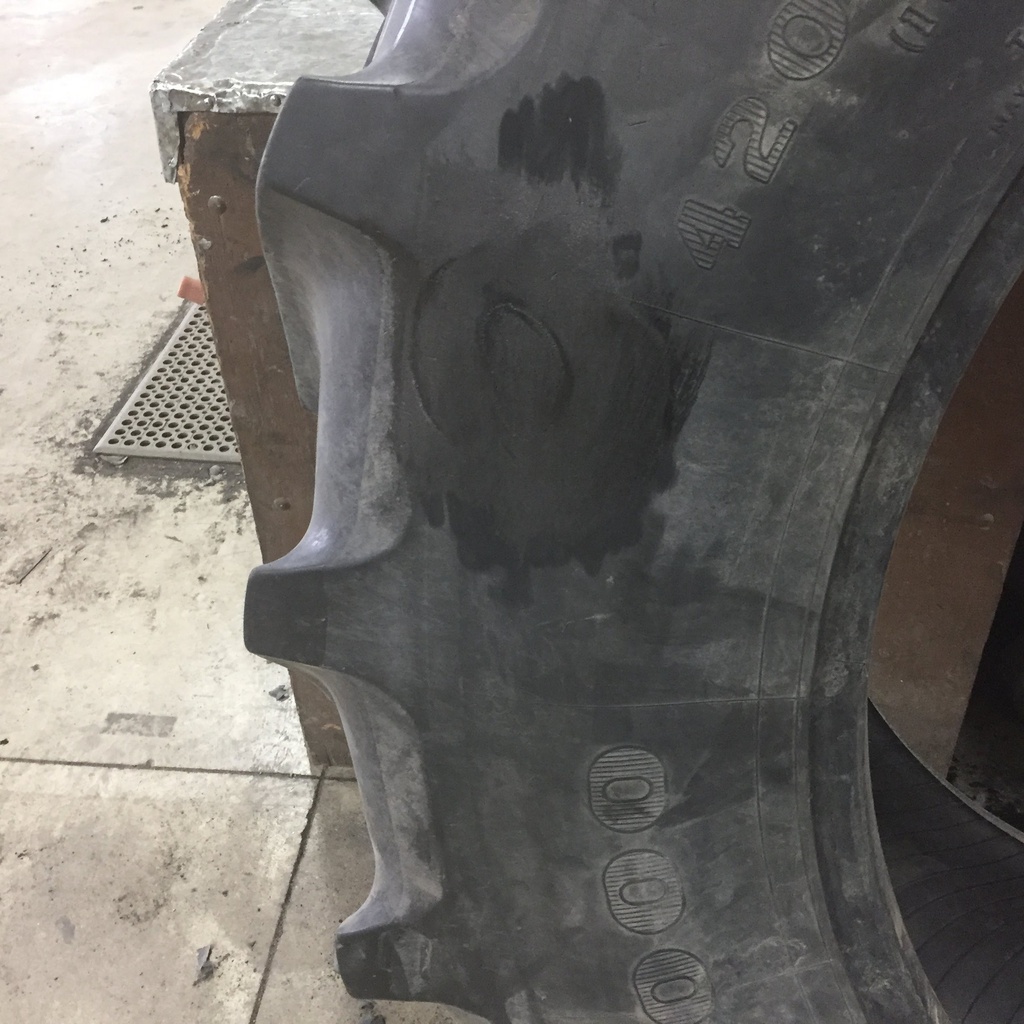 420/85R38 Firestone Radial 8000 R-1W 144 A8 55%