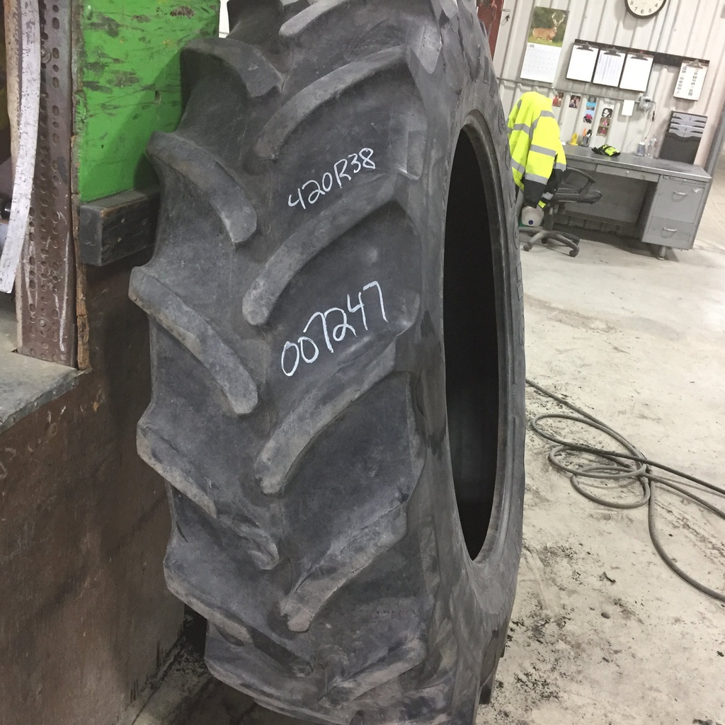 420/85R38 Firestone Radial 8000 R-1W 144 A8 55%