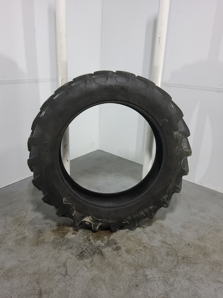 320/85R36 Ceat Farmaxx R85 R-1W 128B 75%
